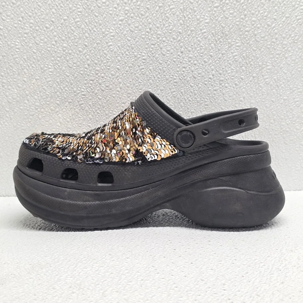 CROCS womens size